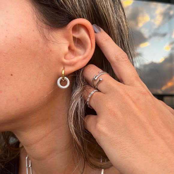 Earring hoop 18 k gold - Picture 3 of 5